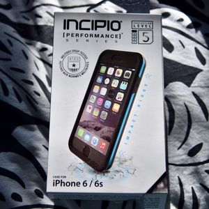 Incipio iPhone 6/6s case (like new)